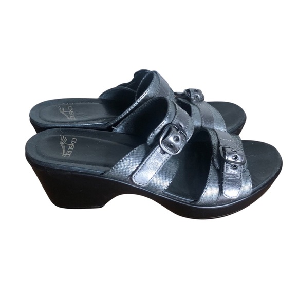 Dansko Jessie metallic silver slide buckle sandals size 8 (36) - Picture 1 of 5